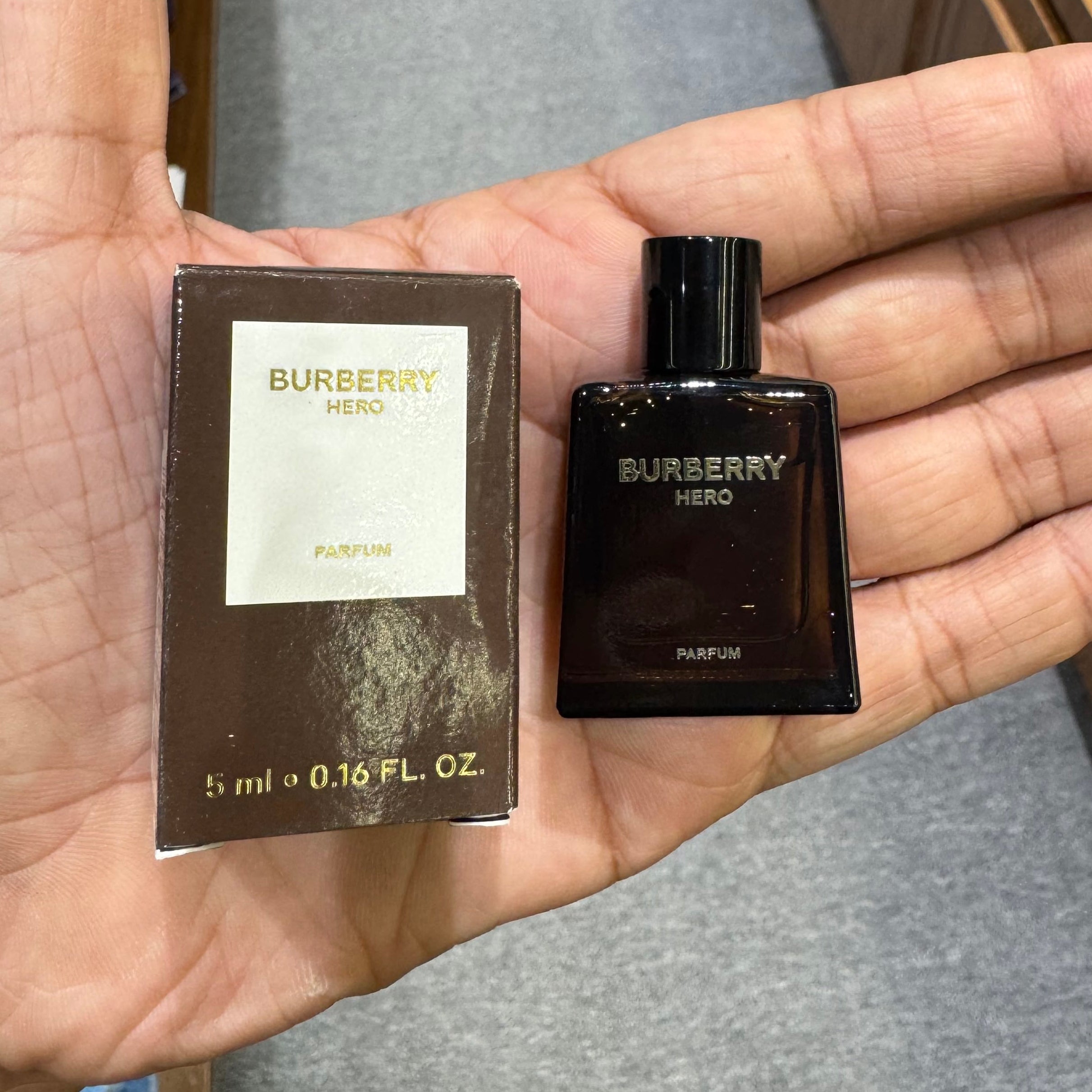 Burberry Hero Parfum Miniature 5ML